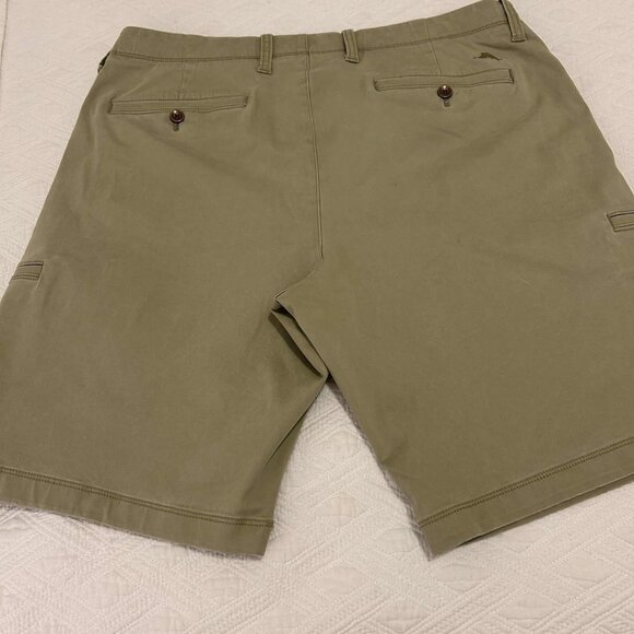 Men's Tommy Bahama Shorts - Picture 2 of 6